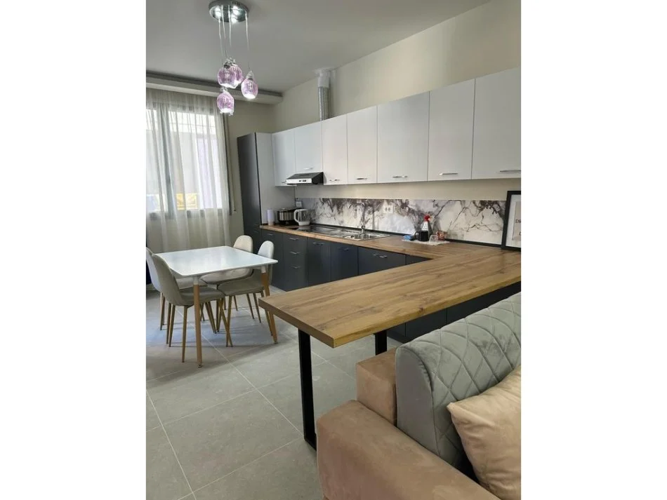 Vlore, jepet me qera apartament 1+1 Kati 2, 67 m² 450 € 
