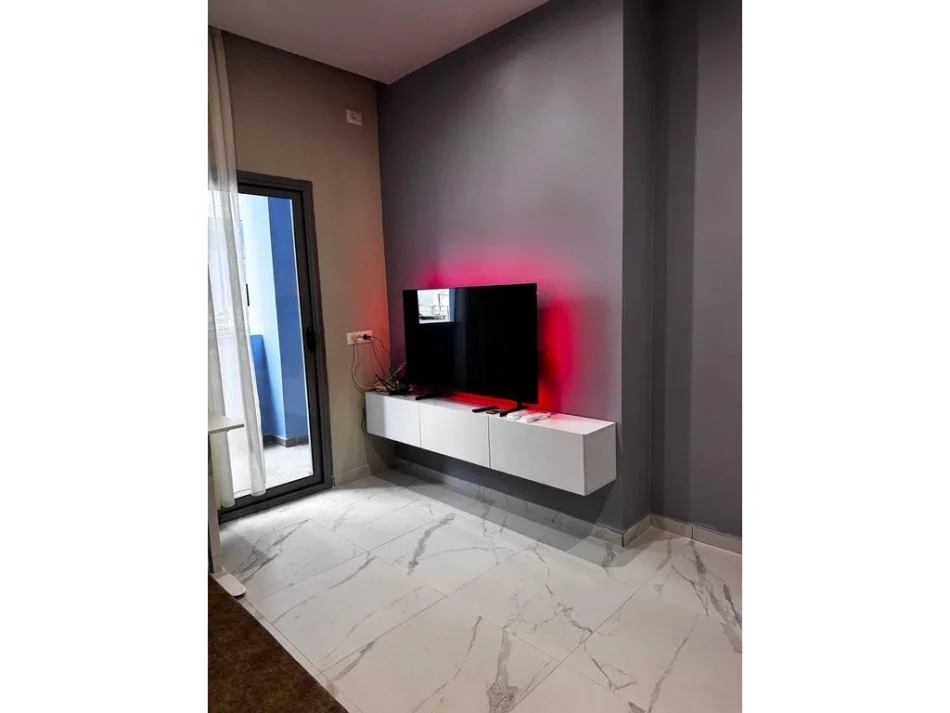 Vlore, jepet me qera apartament 1+1 Kati 2, 67 m² 450 € 