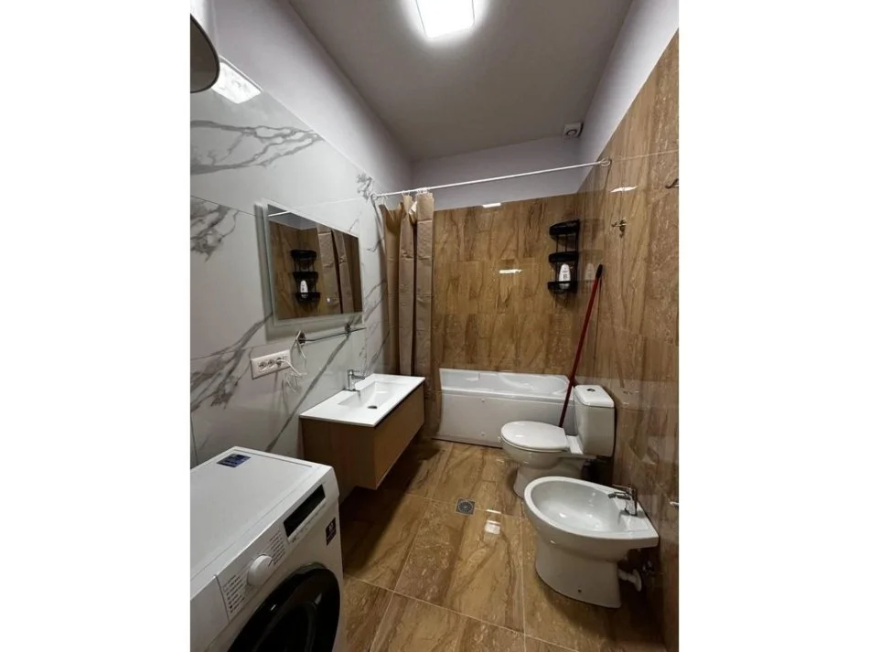 Vlore, jepet me qera apartament 1+1 Kati 2, 67 m² 450 € 