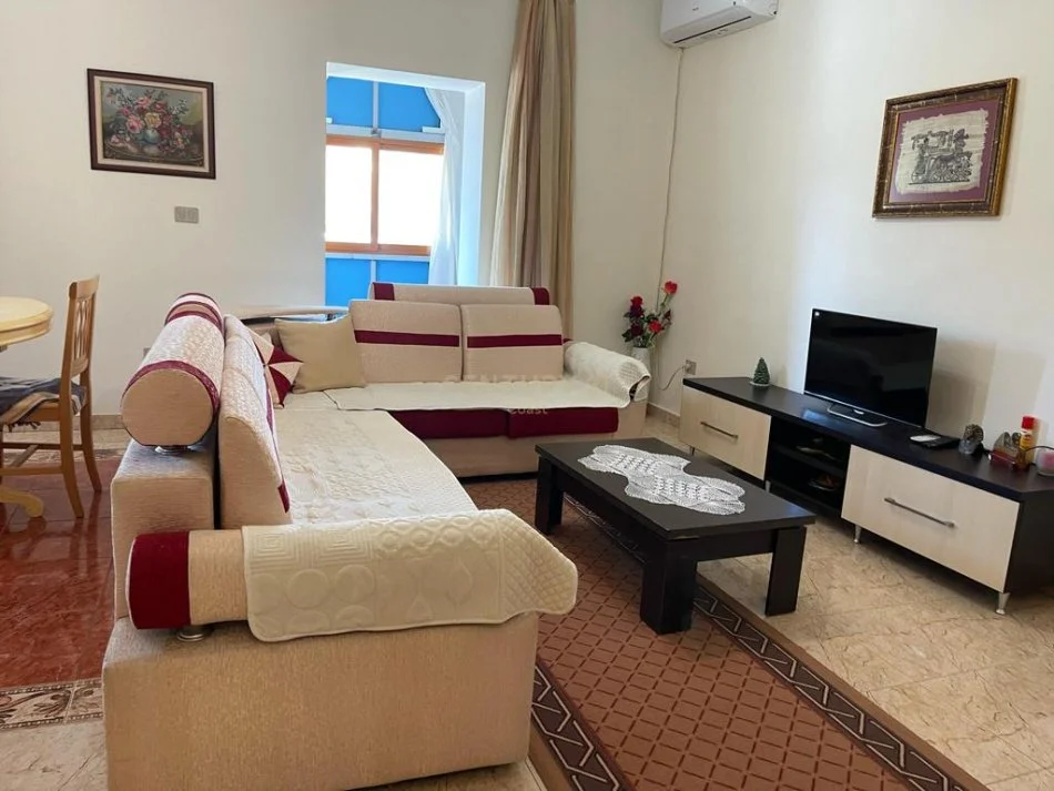 Vlore, jepet me qera apartament 1+1 Kati 2, 62 m² 300 € 