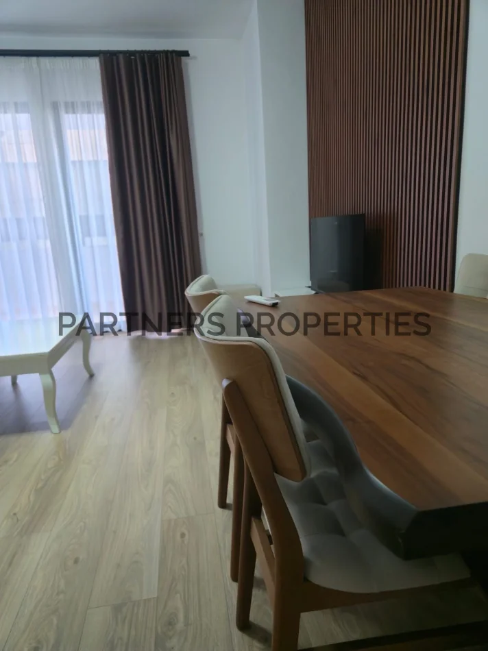 Tirane, jepet me qera apartament 1+1 Kati 2, 70 m² 500 € (astir oslo bar)
