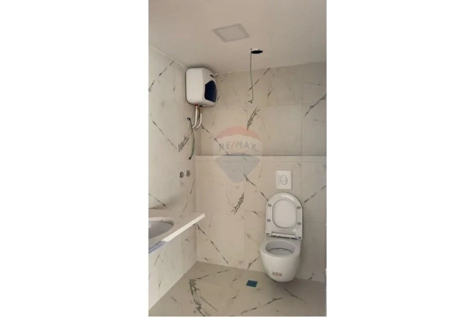 Tirane, jepet me qera ambjent biznesi Kati 1, 485 m² (rruga e dibres)