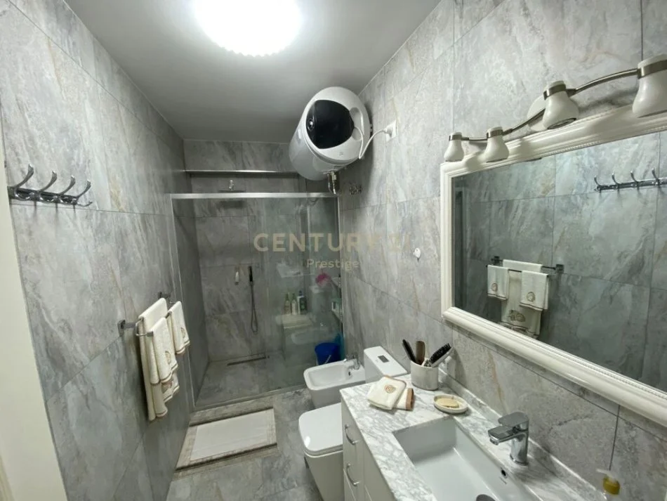 Tirane, shitet apartament 2+1 Kati 4, 110 m² 280.000 € (Selvia, Rruga e Dibrës)