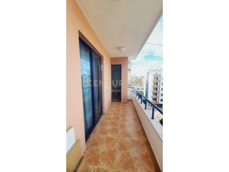 Durres, shitet apartament 1+1+Ballkon Kati 5, 69 m² 78.000 € (Golem)