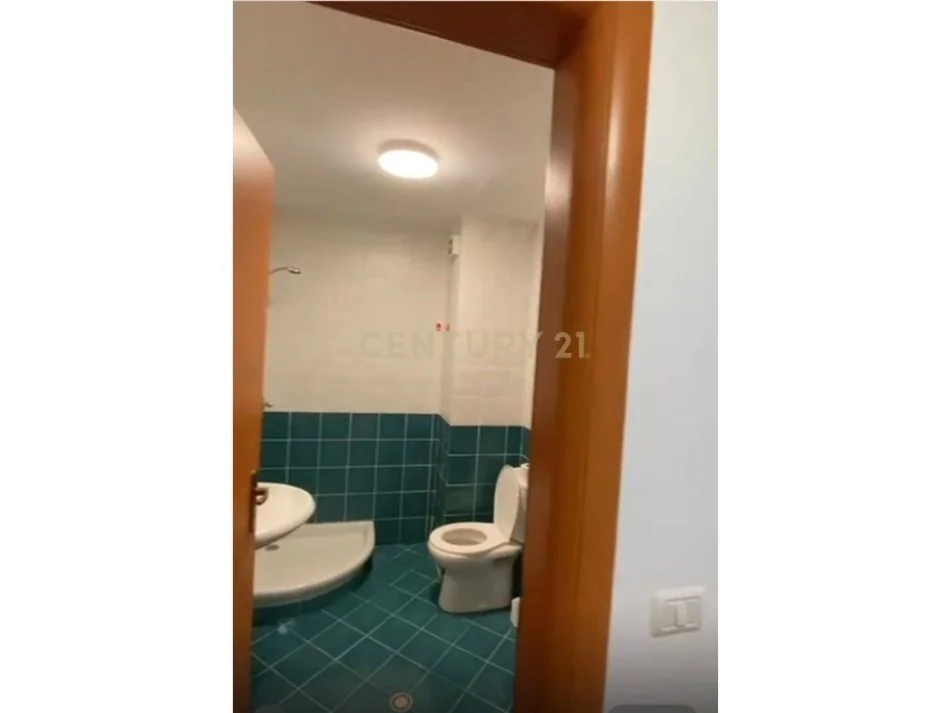 Durres, shitet garsonier 1+1 Kati 3, 46 m² 47.000 € (GOLEM)