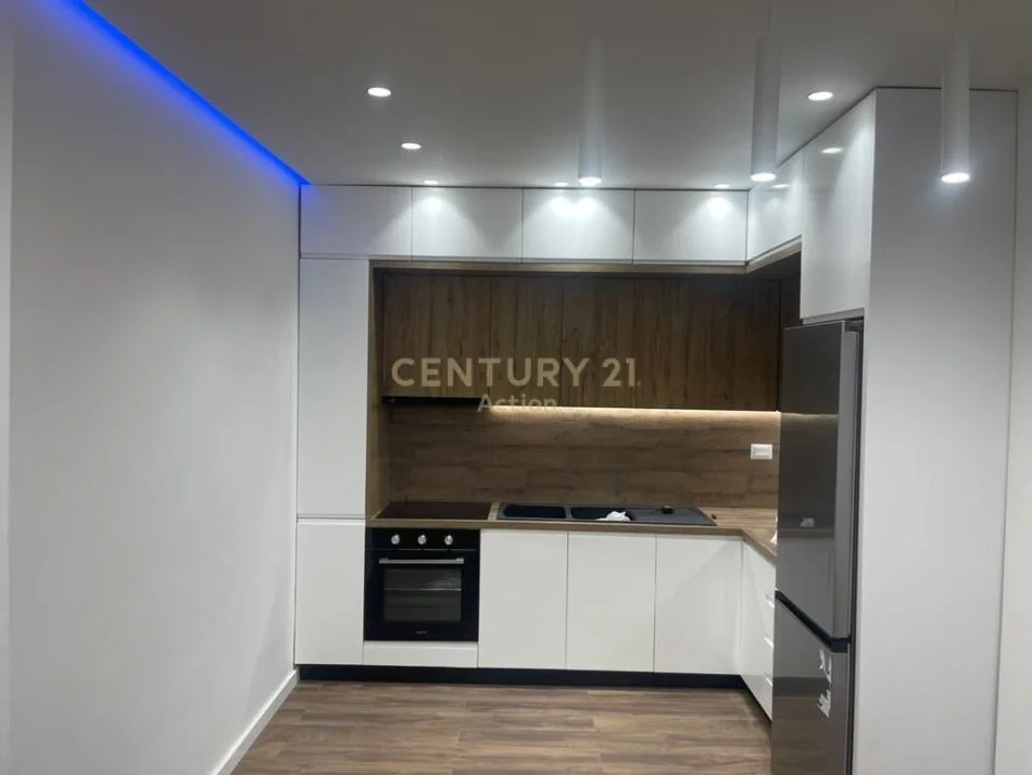 Tirane, shes apartament 2+1 Kati 4, 77 m² 150.000 € 