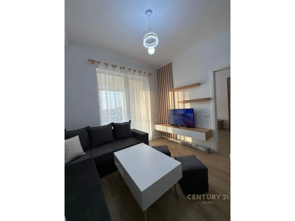 Tirane, shes apartament 1+1 Kati 5, 53 m² 99.000 € 