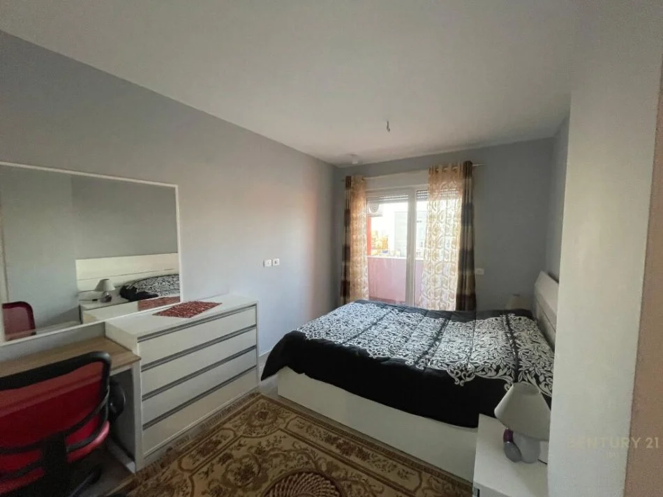 Tirane, jepet me qera apartament 2+1 Kati 10, 80 m² 650 € (kompleksi Magnet)