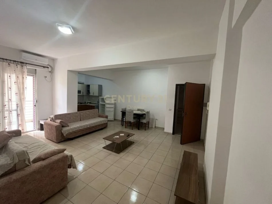 Vlore, shitet apartament 1+1 Kati 3, 84 m² 85.000 € (Orikum Vlore)