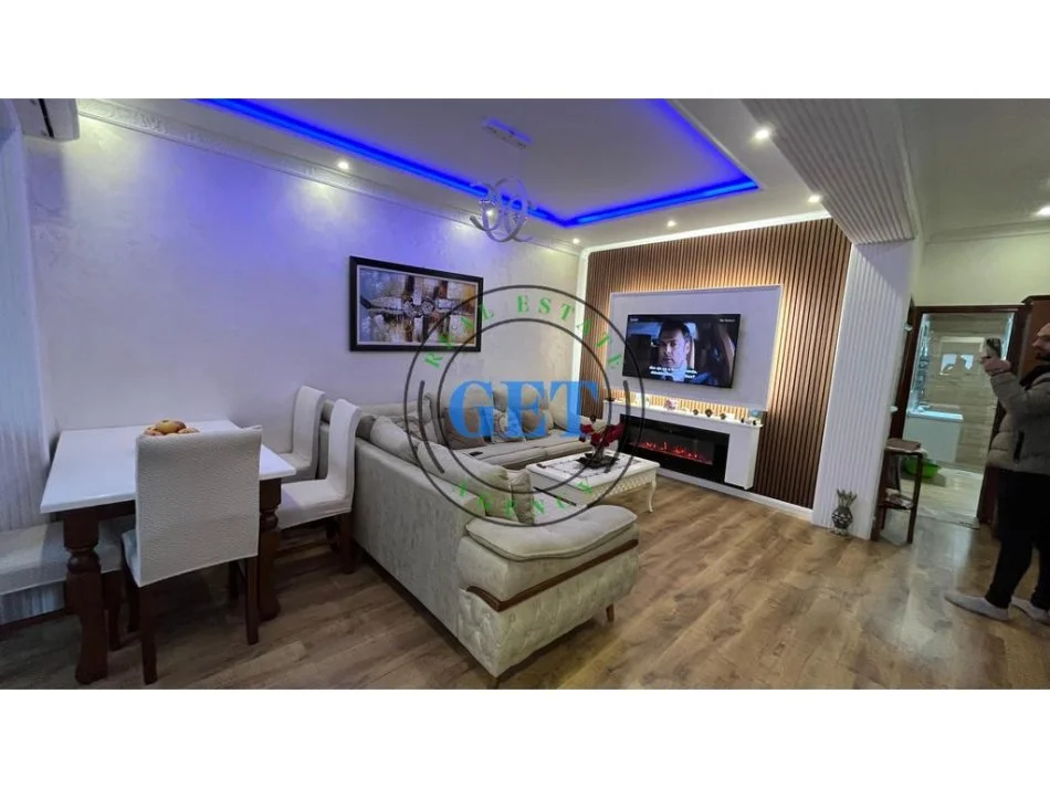 Durres, shitet apartament 2+1 Kati 2, 74 m² 120.000 € (Tregu industrial)