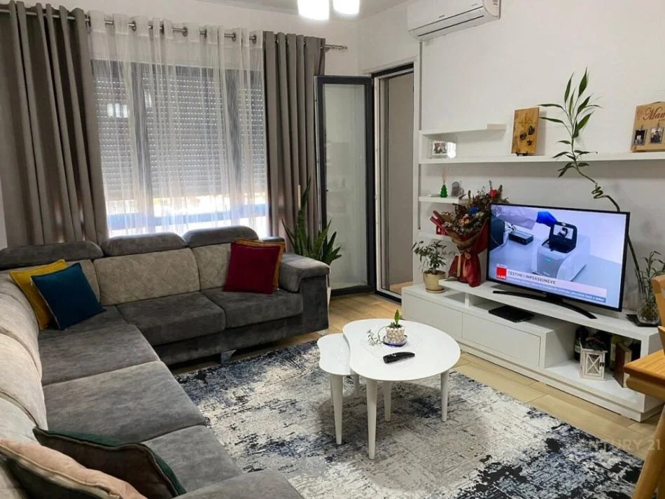 Tirane, shitet apartament 2+1 Kati 1, 85 m² 198.000 € (Rruga Egnatia, Don Bosco)