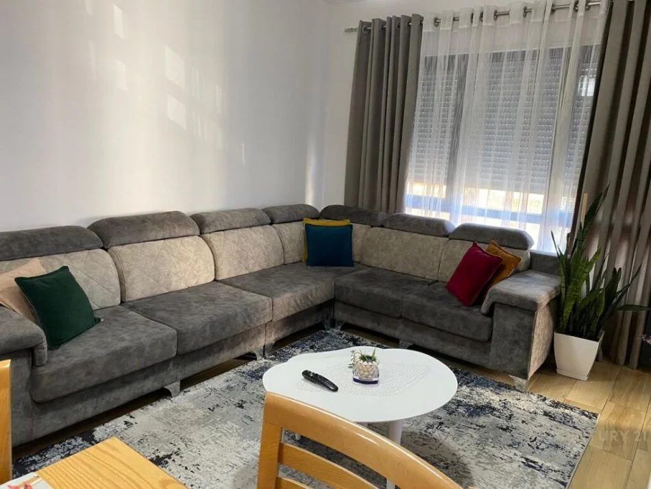 Tirane, shitet apartament 2+1 Kati 1, 85 m² 198.000 € (Rruga Egnatia, Don Bosco)