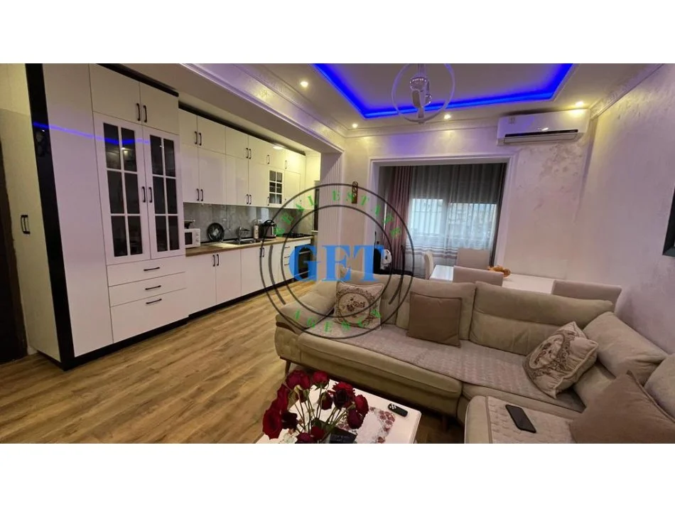 Durres, shitet apartament 2+1 Kati 2, 74 m² 120.000 € (Tregu industrial)