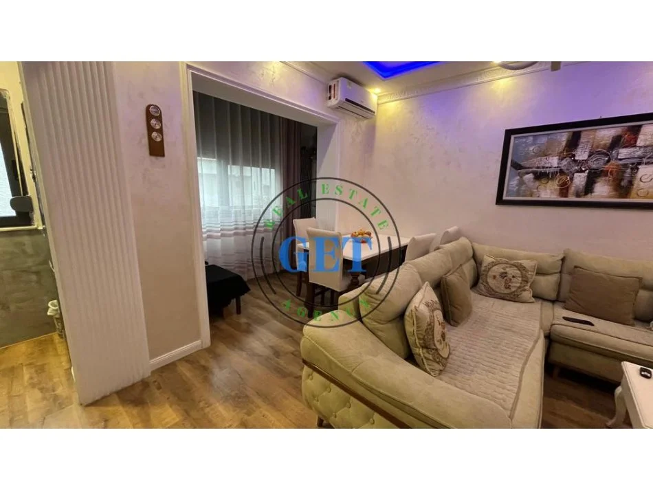 Durres, shitet apartament 2+1 Kati 2, 74 m² 120.000 € (Tregu industrial)