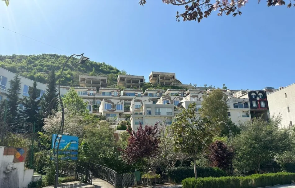 Tirane, shitet apartament 1+1+Ballkon Kati 2, 66 m² 111.380 € (Kodra e Diellit)