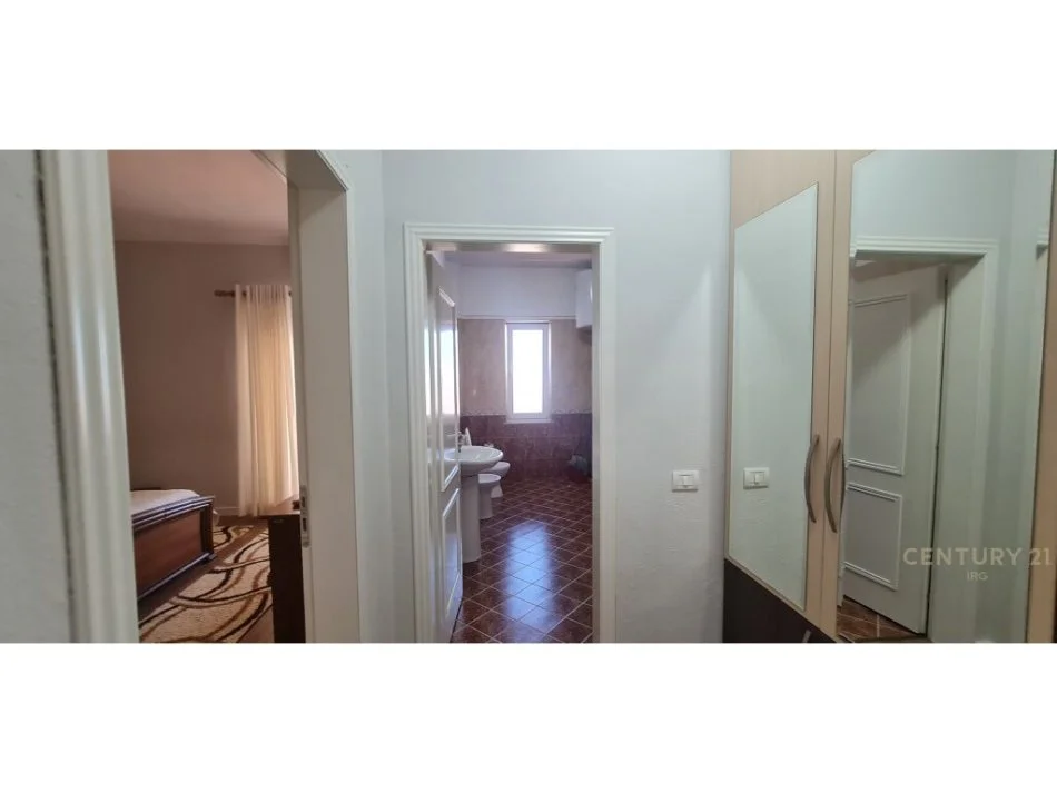 Tirane, shitet apartament Kati 4, 110 m² 170.000 € (Rruga Elbasanit, Vilat Gjermane Tirane)