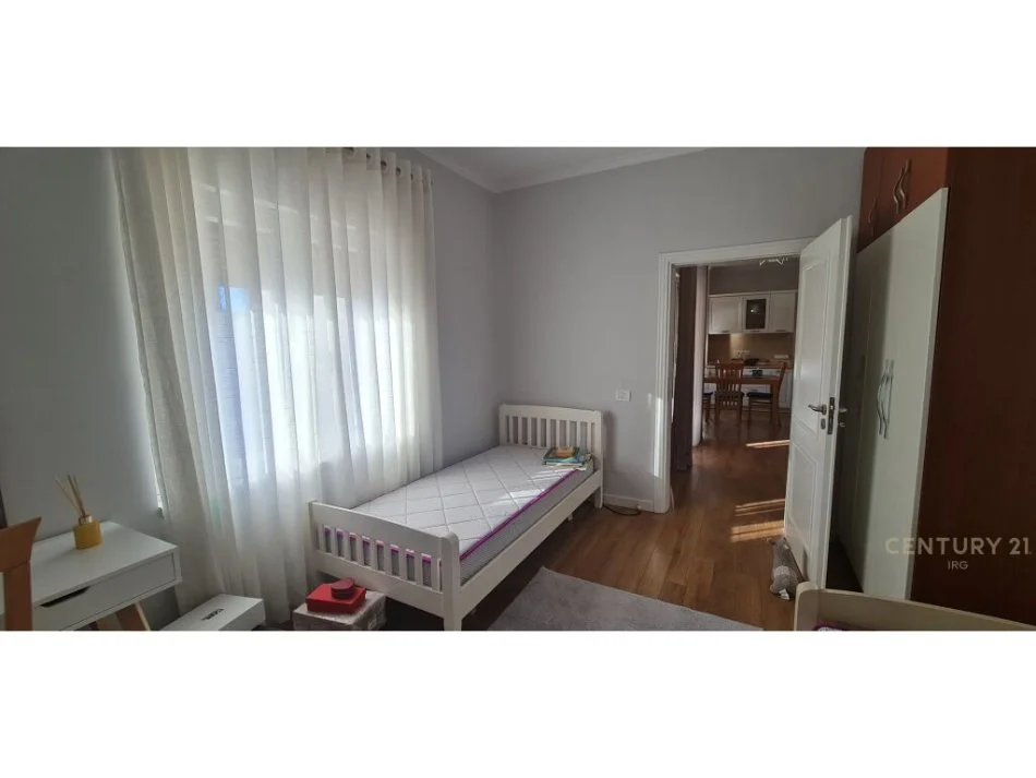 Tirane, shitet apartament 2+1 Kati 4, 110 m² 170.000 € (Rruga e Elbasanit, Vilat Gjermane Tirana)