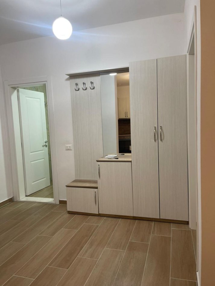 Tirane, jepet me qera apartament 1+1 Kati 2, 70 m² 650 € (Rruga Zyber Preza)