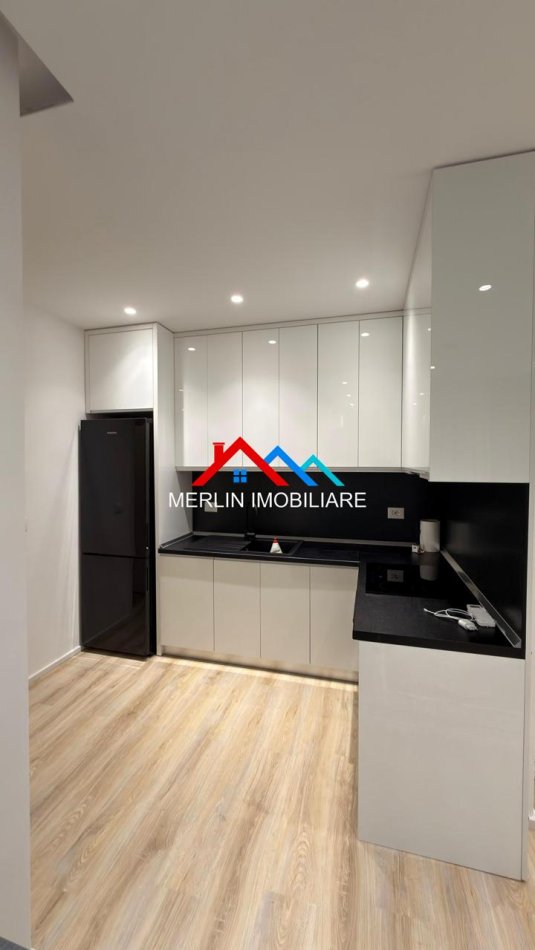 Tirane, jepet me qera apartament 1+1+Ballkon Kati 2, 63 m² 550 € (BULEVARDI MIGJENI)