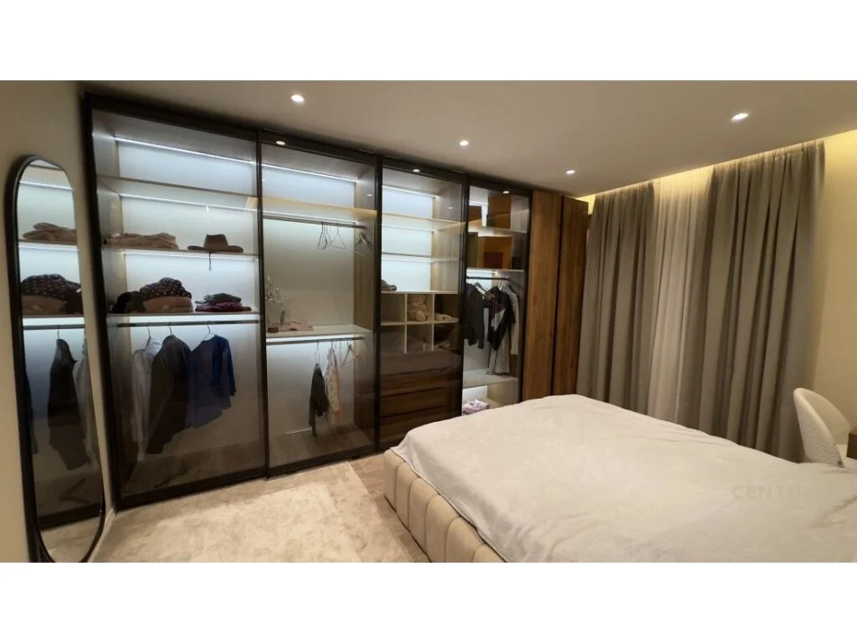 Tirane, jepet me qera apartament 2+1 Kati 1, 105 m² 1.300 € (Kompleksi Fz Construction, Liqeni i Thatë)