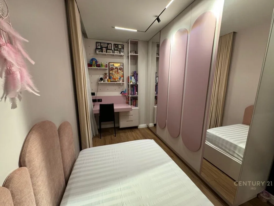 Tirane, shitet apartament 2+1 Kati 4, 98 m² 259.000 € 