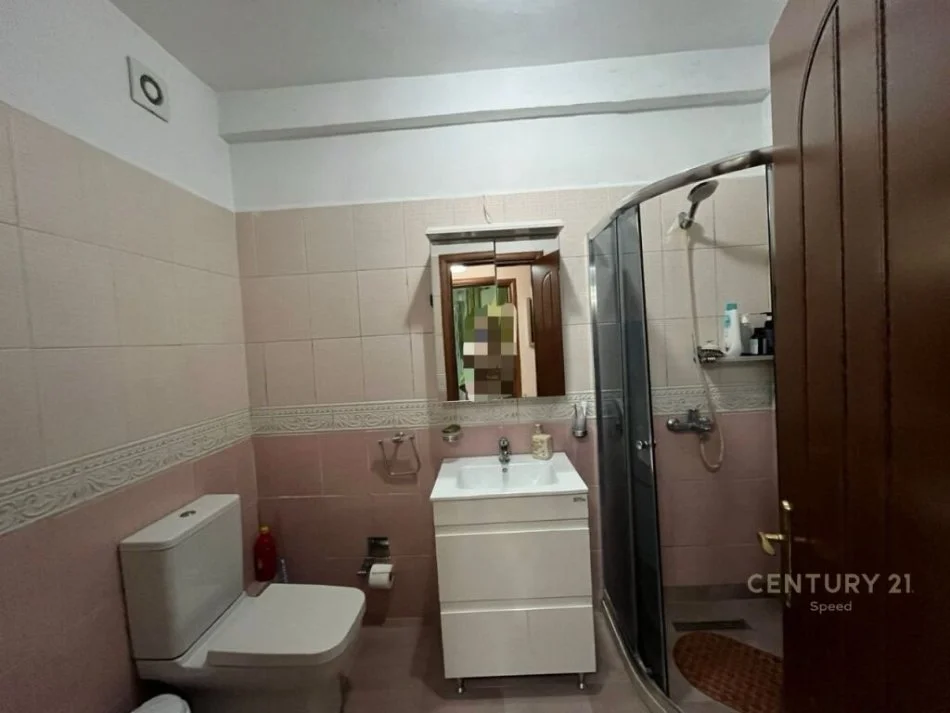 Tirane, shitet apartament Kati 4, 85 m² 110.000 € 