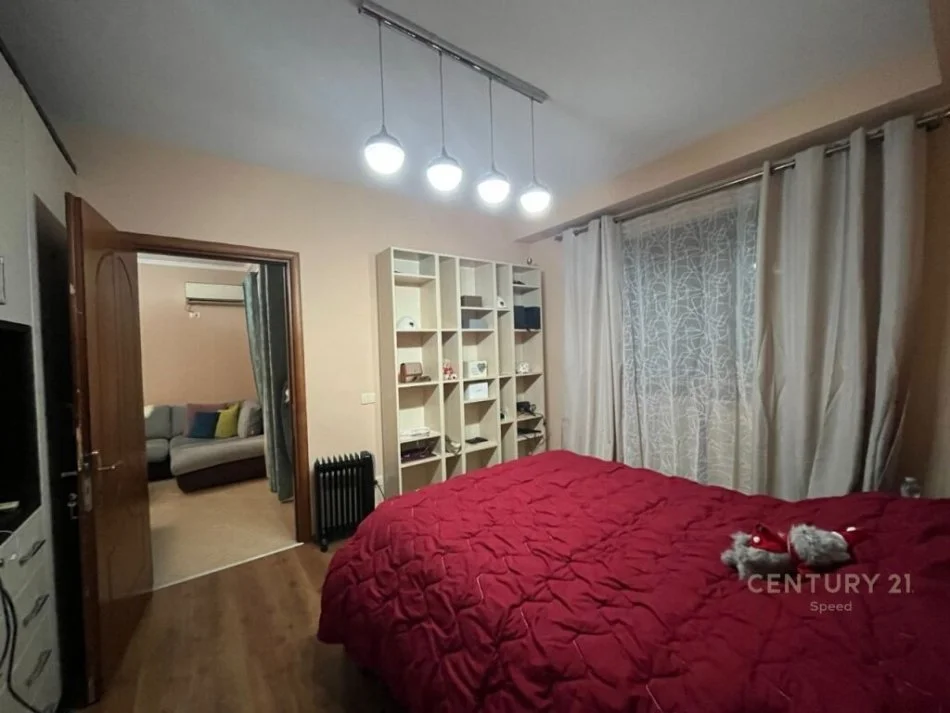 Tirane, shitet apartament Kati 4, 85 m² 110.000 € 