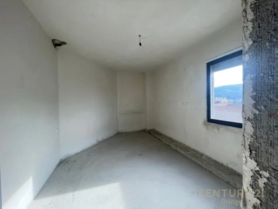 Vlore, shitet apartament+verande | Penthouse 2+1 Kati 10, 213 m² 