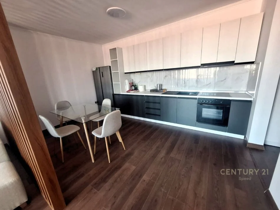 Tirane, shitet apartament 2+1 Kati 5, 120 m² 175.000 € (Don Bosco ,Tirane)