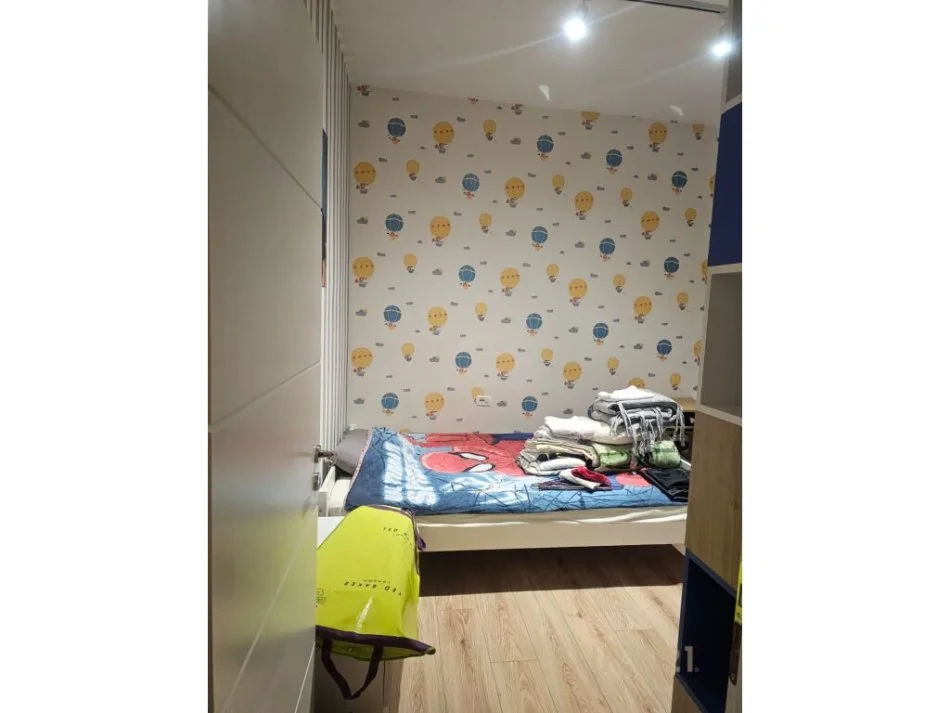 Tirane, jepet me qera apartament 2+1 Kati 2, 92 m² 1.000 € (Kopshti Botanik Zoologjik)