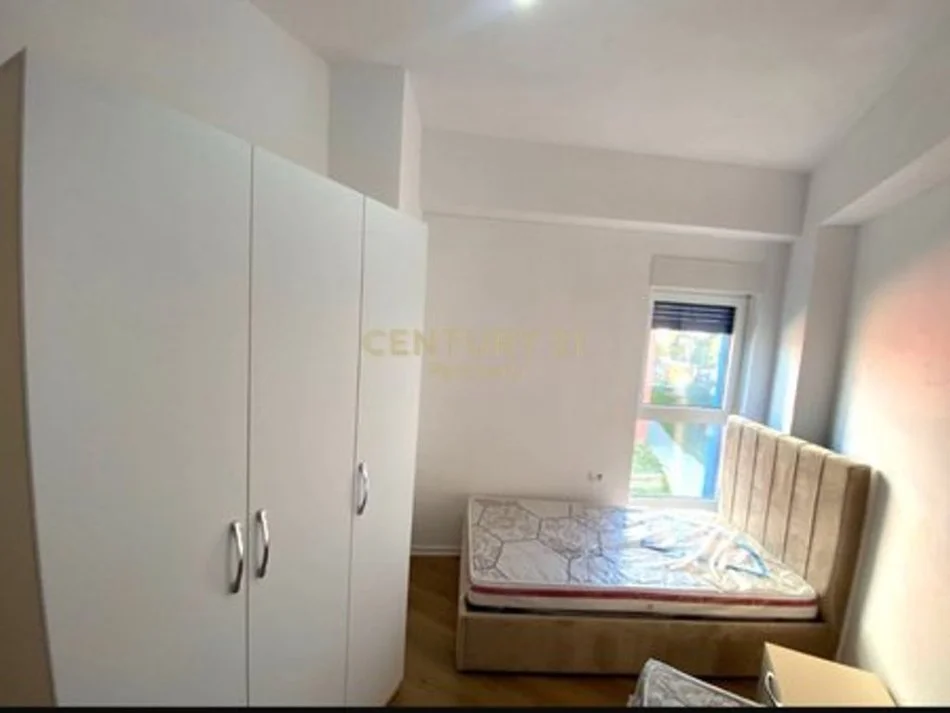 Tirane, shes apartament 1+1 Kati 1, 74 m² 115.000 € (Ali Demi)