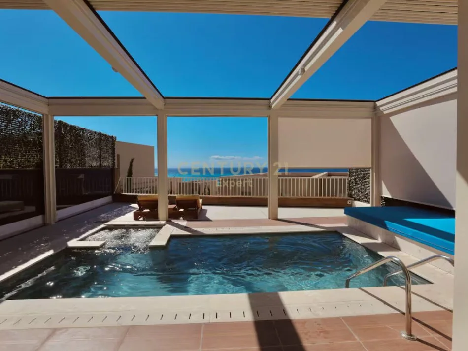 Vlore, shitet apartament 1+1+Ballkon Kati 1, 246 m² 750.000 € (dhermi)