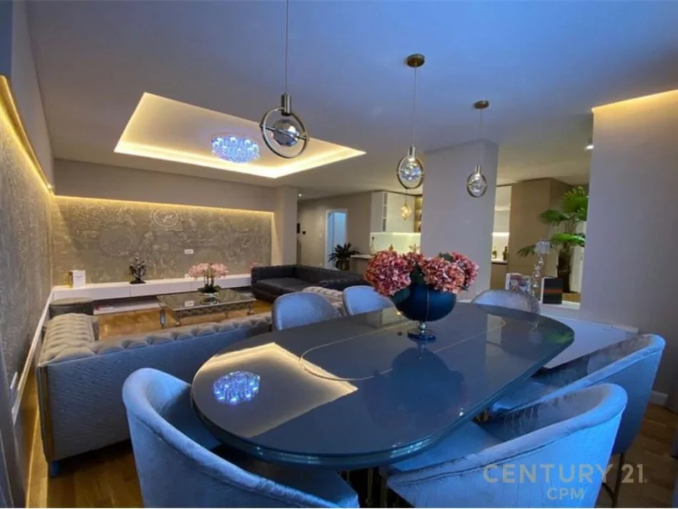 Tirane, jepet me qera apartament 3+1 Kati 2, 130 m² 1.500 € (Rruga e Elbasanit Tiranë,Shqipëria)