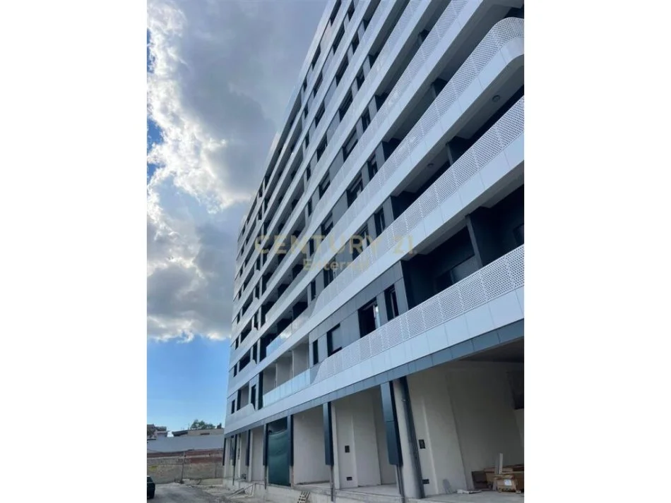 Tirane, shes apartament 2+1+Ballkon Kati 5, 99 m² 156.000 € (Don Bosko)