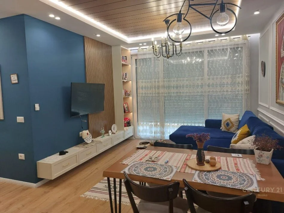 Tirane, jepet me qera apartament 2+1 Kati 9, 91 m² 750 € (Rruga Don Bosko Tiranë,Shqipëria)