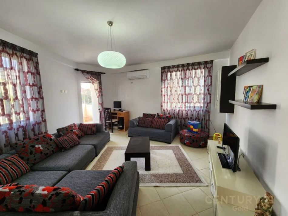 Tirane, shitet apartament 2+1 Kati 3, 112 m² 135.000 € (Fresku)