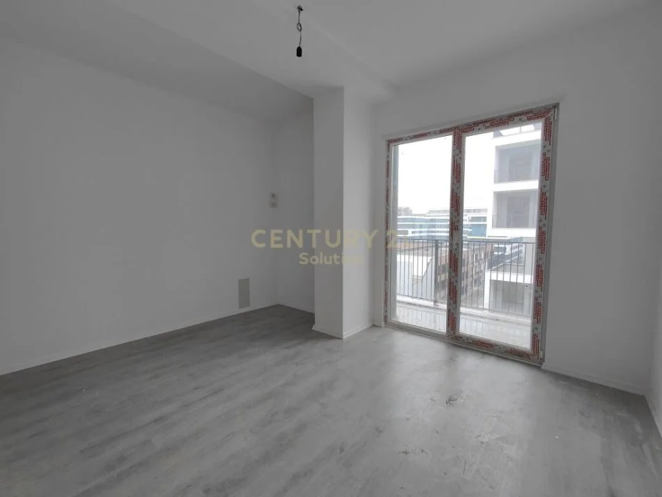 Tirane, shitet apartament 2+1 Kati 6, 105.000 € (Prane Qtu, REZIDENCA UNIVERS CITY)
