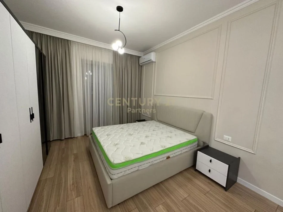 Tirane, jepet me qera apartament 2+1 Kati 3, 134 m² 1.300 € (KOMPLEKSI DELIJORGJI)