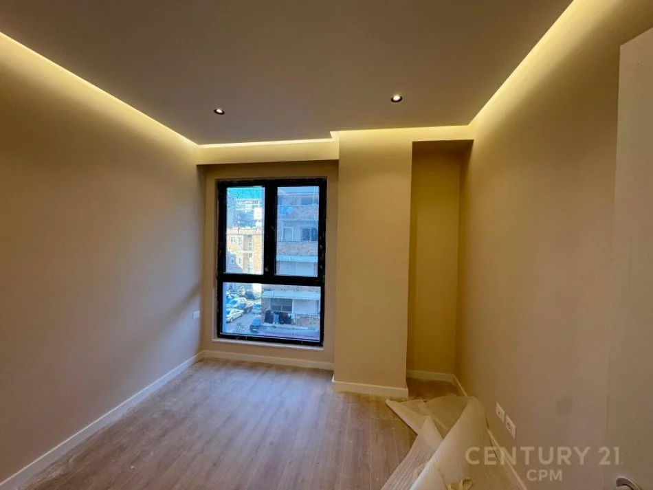 Tirane, shitet apartament Kati 2, 107 m² 220.000 € 