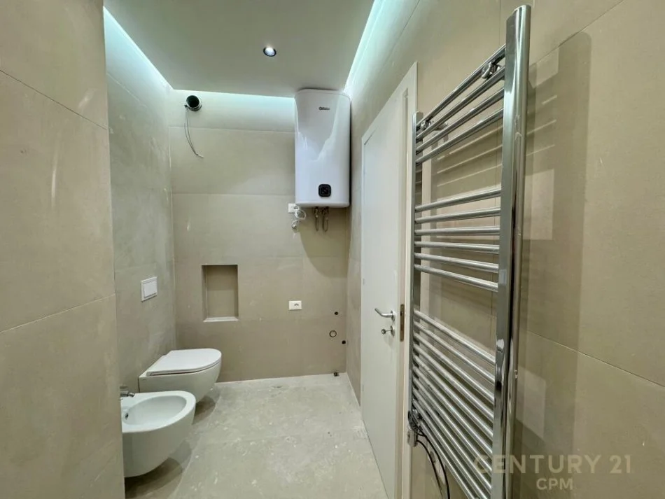 Tirane, shitet apartament Kati 2, 107 m² 220.000 € 