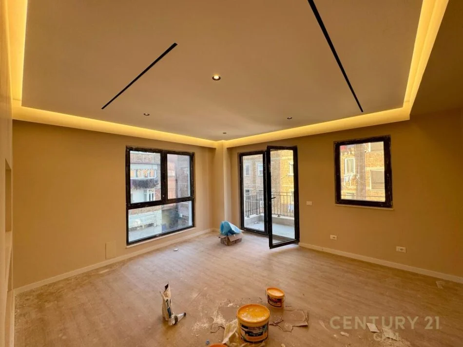 Tirane, shitet apartament Kati 2, 107 m² 220.000 € 