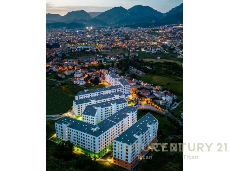 Tirane, shitet apartament 2+1 Kati 5, 93 m² 143.590 € (Ali Demi)