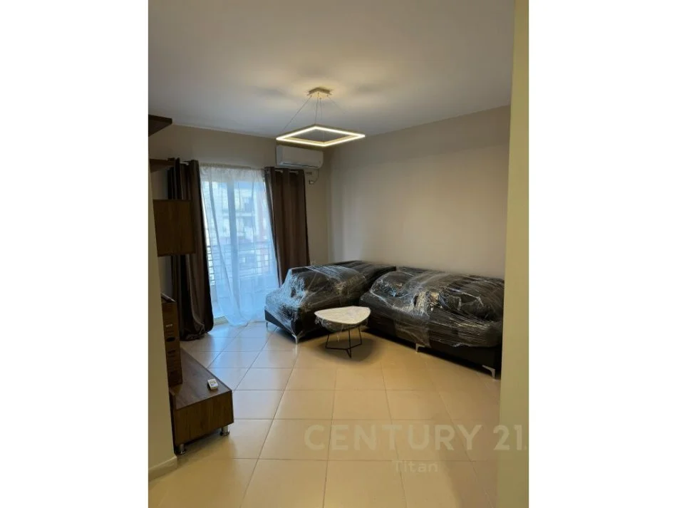 Tirane, jepet me qera apartament 2+1 Kati 6, 100 m² 700 € (Don Bosko)