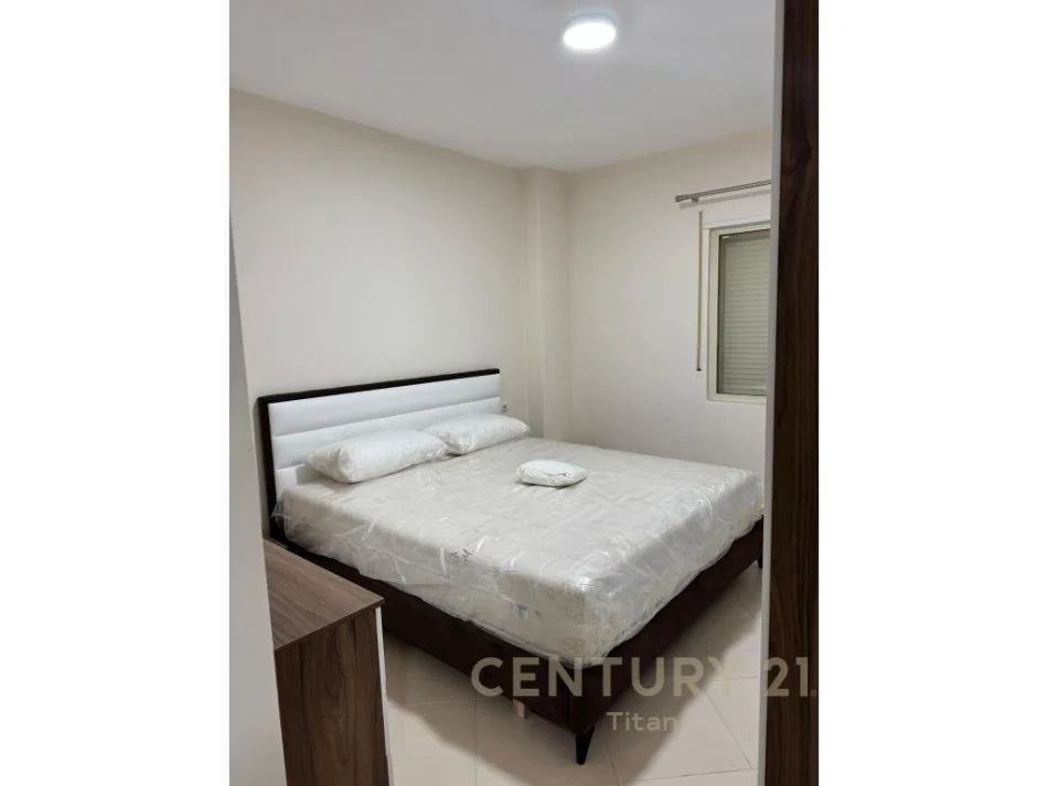 Tirane, jepet me qera apartament 2+1 Kati 6, 100 m² 700 € (Don Bosko)