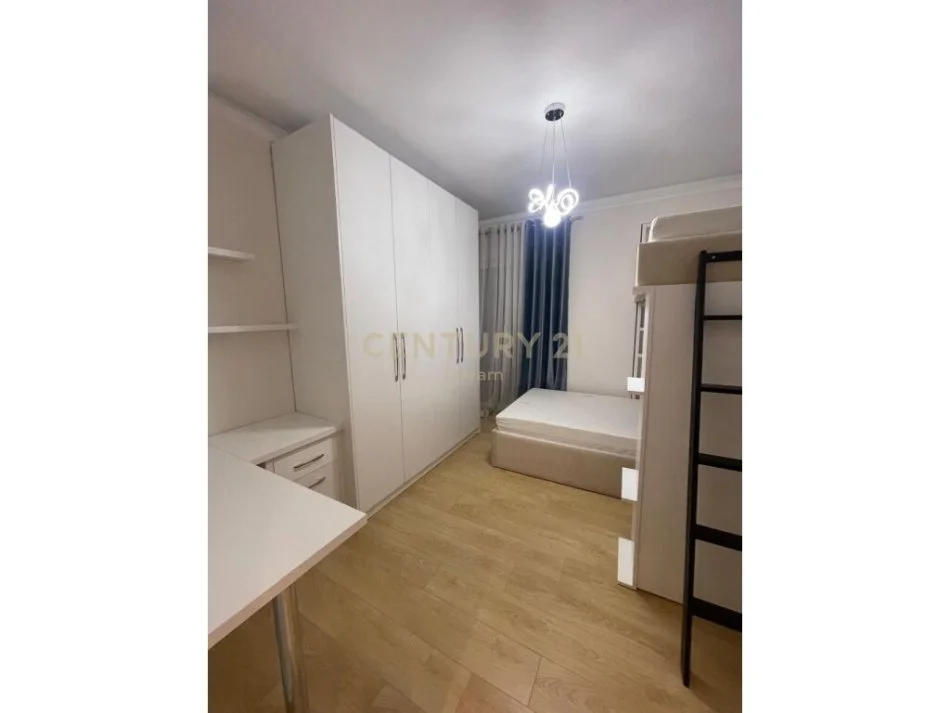 Tirane, jap me qera apartament 2+1 Kati 4, 90 m² 1.100 € (Liqeni i thate)