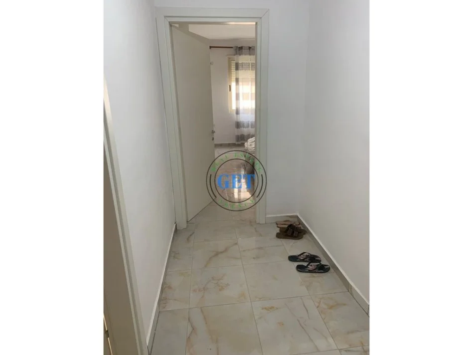 Durres, jepet me qera apartament 1+1 Kati 3, 75 m² 300 € (Plazh Iliria)