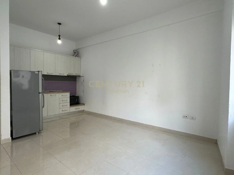 Tirane, shitet apartament Kati 3, 62 m² 125.000 € (21-Dhjetori Tirana Albania)