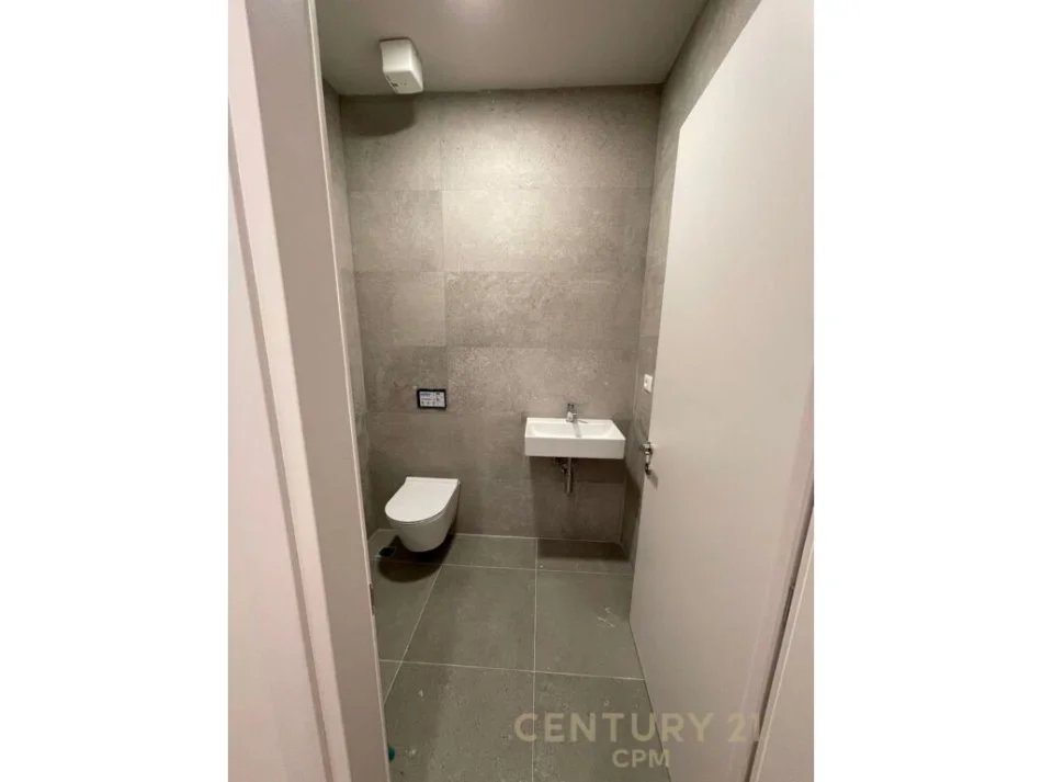 Shqiperi, Liste me oferta apartament 2+1+Ballkon Kati 10, 112 m² 450.000 € (rruga elbasanit)