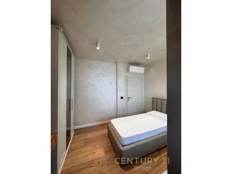 Vlore, shitet apartament 2+1+Aneks+Ballkon Kati 6, 240 m² 350.000 € 