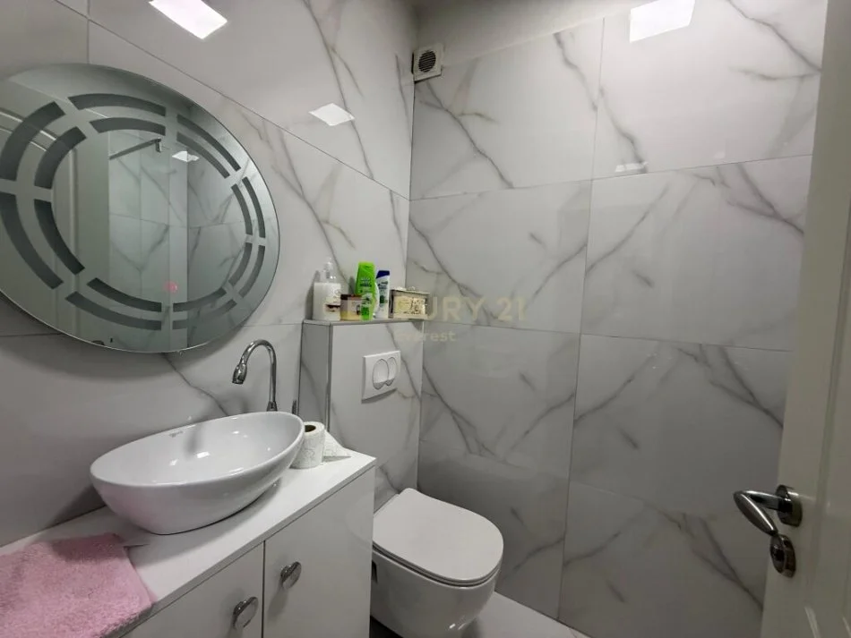 Tirane, shitet apartament 3+1+Ballkon Kati 5, 116.000 m² 160.000 € (Sotir Caci everest106515)